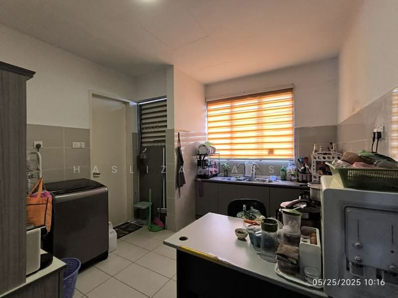 2-storey Terraced House for Sale in Bangi (Selangor) - Hasliza Hassan - Kitchen - PropertyGuru.com.my