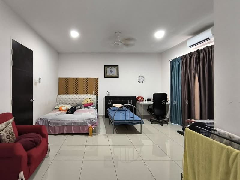2-storey Terraced House for Sale in Bangi (Selangor) - Hasliza Hassan - Bedroom - PropertyGuru.com.my