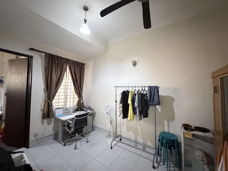 For Sale - Alam Damai