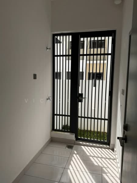 2-storey Terraced House for Sale in Alam Impian (Shah Alam) - Victor Liew - Entrance - PropertyGuru.com.my