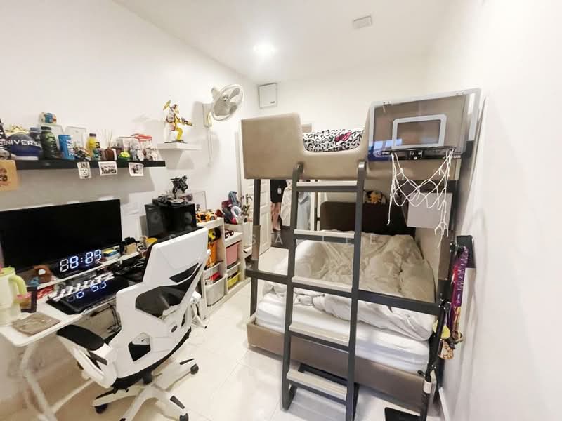 Rumah Teres 2 Tingkat untuk Dijual di Taman Bestari Indah (Ulu Tiram) - Sausa Lee - PropertyGuru.com.my