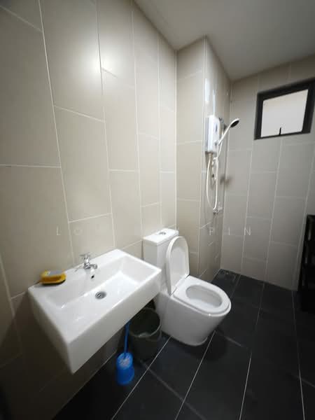 Kondominium untuk Disewa di The Andes Condo Villa @ Bukit Jalil - Low Kok Pin - Bathroom - PropertyGuru.com.my