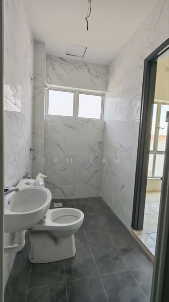 Rumah Bandar untuk Dijual di Ipoh (Perak) - Sam Lam - Bathroom - PropertyGuru.com.my