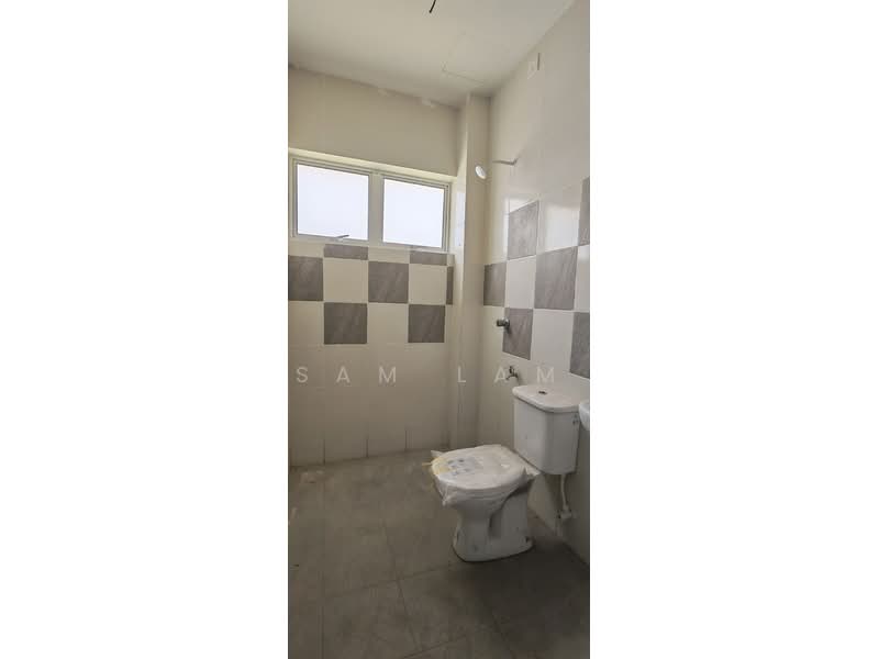 Rumah Bandar untuk Dijual di Ipoh (Perak) - Sam Lam - Bathroom - PropertyGuru.com.my