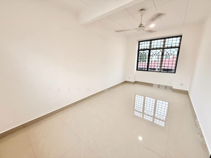 2-storey Terraced House for Sale in Bandar Tasik Kesuma (Beranang) - Tasya Ruslan - PropertyGuru.com.my