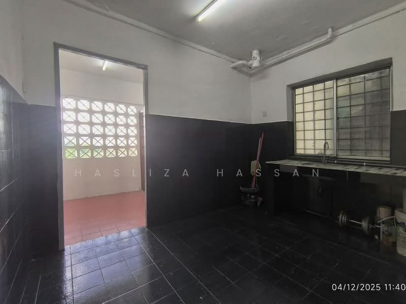 Rumah Flat untuk Dijual di Casa Magna - Hasliza Hassan - Kitchen - PropertyGuru.com.my