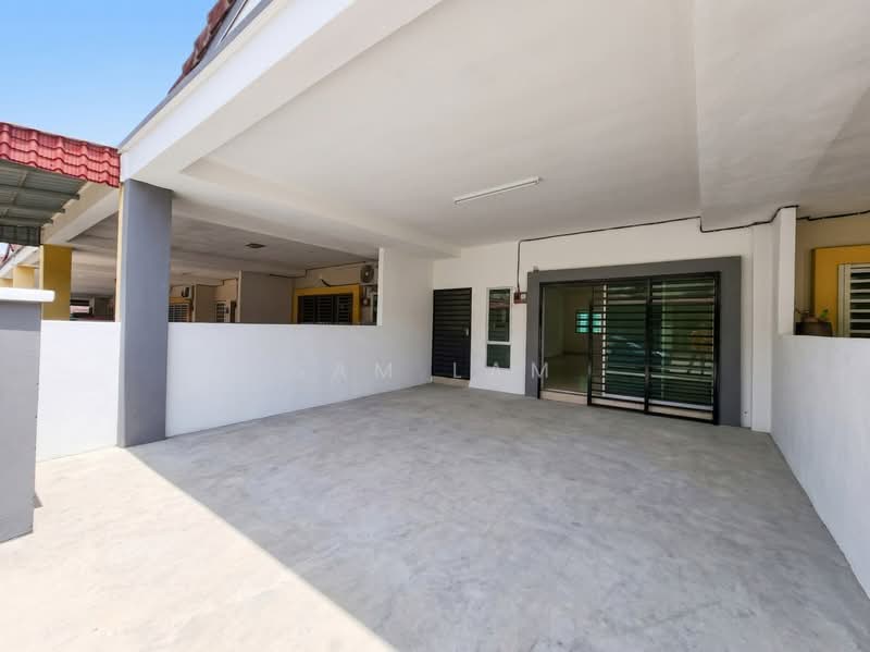 2-storey Terraced House for Sale in Taman Bertuah (Ipoh) - Sam Lam - Exterior - PropertyGuru.com.my