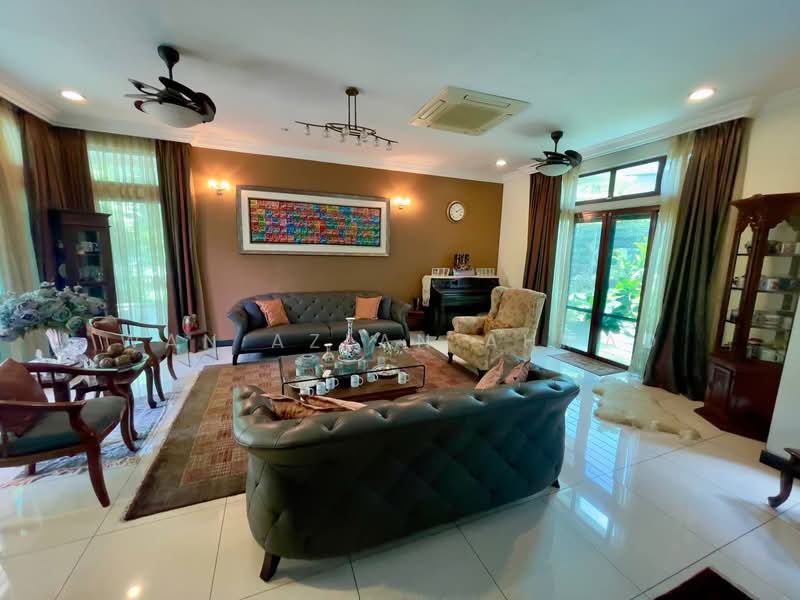 Semi-Detached House for Sale in Bukit Jelutong (Shah Alam) - Wan Azlan Ahmad - PropertyGuru.com.my