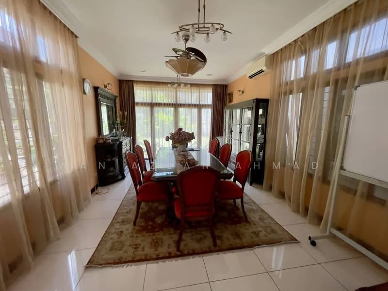 Semi-Detached House for Sale in Bukit Jelutong (Shah Alam) - Wan Azlan Ahmad - PropertyGuru.com.my