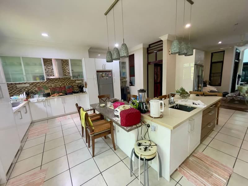 Semi-Detached House for Sale in Bukit Jelutong (Shah Alam) - Wan Azlan Ahmad - PropertyGuru.com.my
