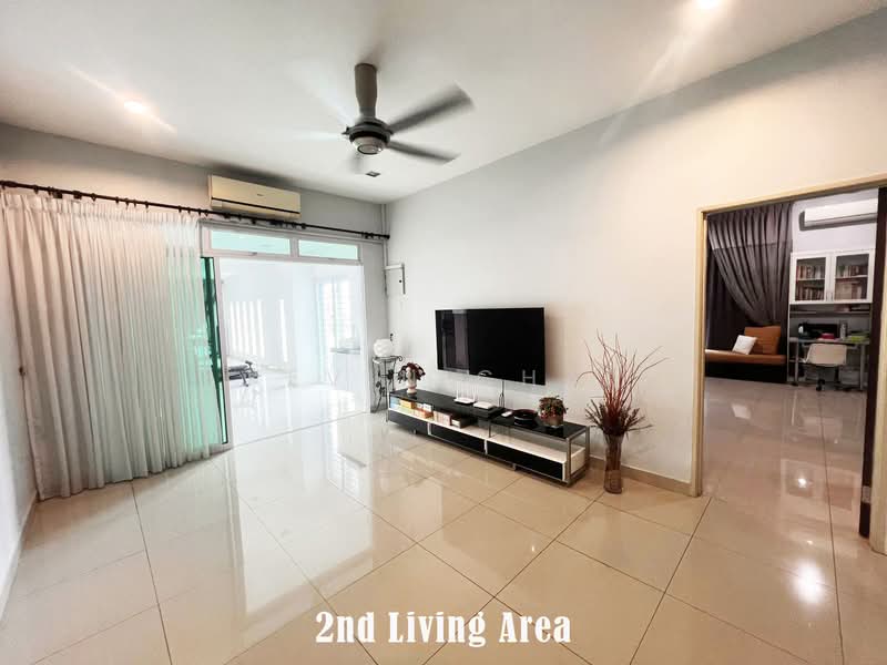 2nd Living Area