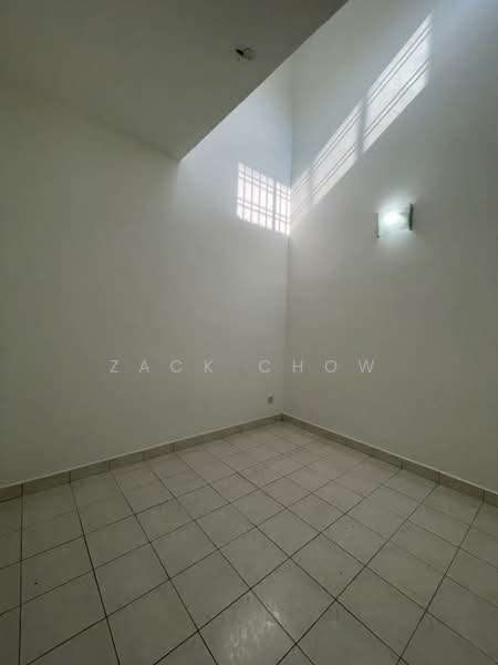 1.5-storey Terraced House for Sale in Taman Pelangi Indah (Ulu Tiram) - Zack Chow - Interior - PropertyGuru.com.my