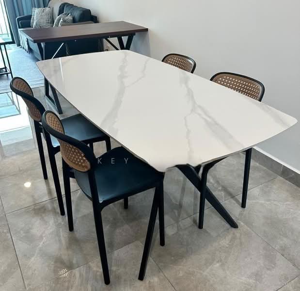 Servis Apartment untuk Disewa di Ruby Seapark - Key Ling - Dining Room - PropertyGuru.com.my