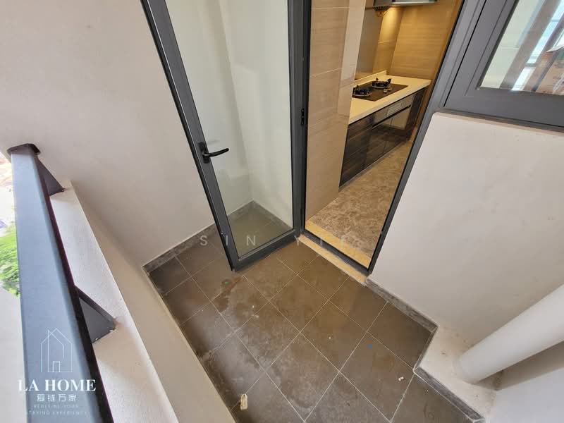 Condominium for Sale at R&F Princess Cove Phase 2-Seine Region - Sin Yie - Balcony - PropertyGuru.com.my