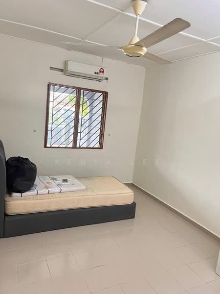For Rent - Taman Universiti