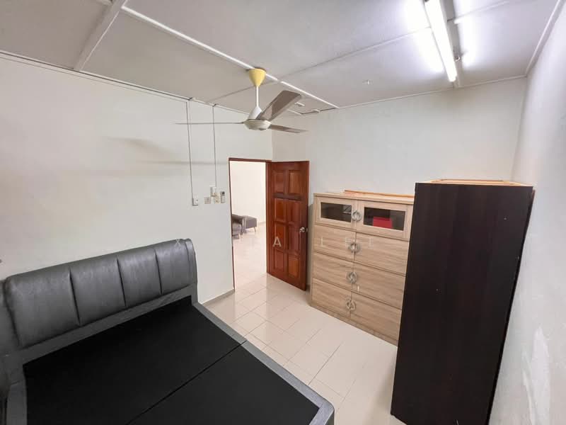 For Rent - Taman Universiti