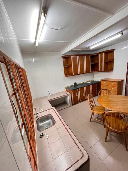 For Rent - Taman Universiti