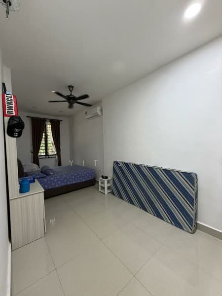 2-storey Terraced House for Rent in Bandar Putra (Kulai) - Yit Sin - Bedroom - PropertyGuru.com.my
