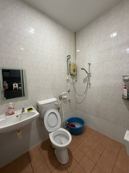 2-storey Terraced House for Rent in Bandar Putra (Kulai) - Yit Sin - Bathroom - PropertyGuru.com.my