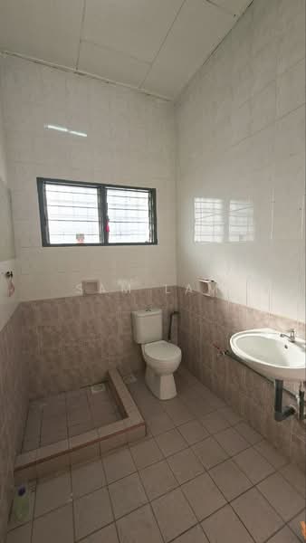 Rumah Teres 2 Tingkat untuk Dijual di Ipoh (Perak) - Sam Lam - Bathroom - PropertyGuru.com.my