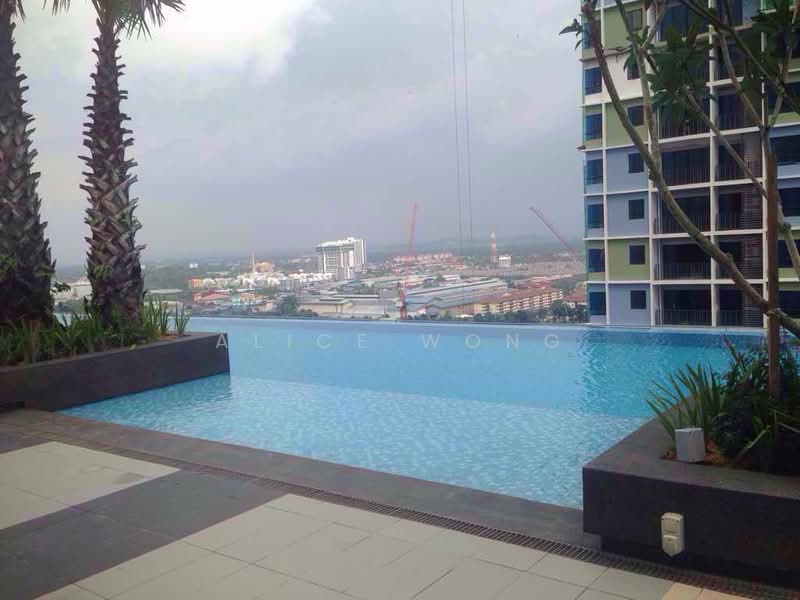 Servis Apartment untuk Disewa di i-SOHO @ i-City - Alice Wong - Pool - PropertyGuru.com.my