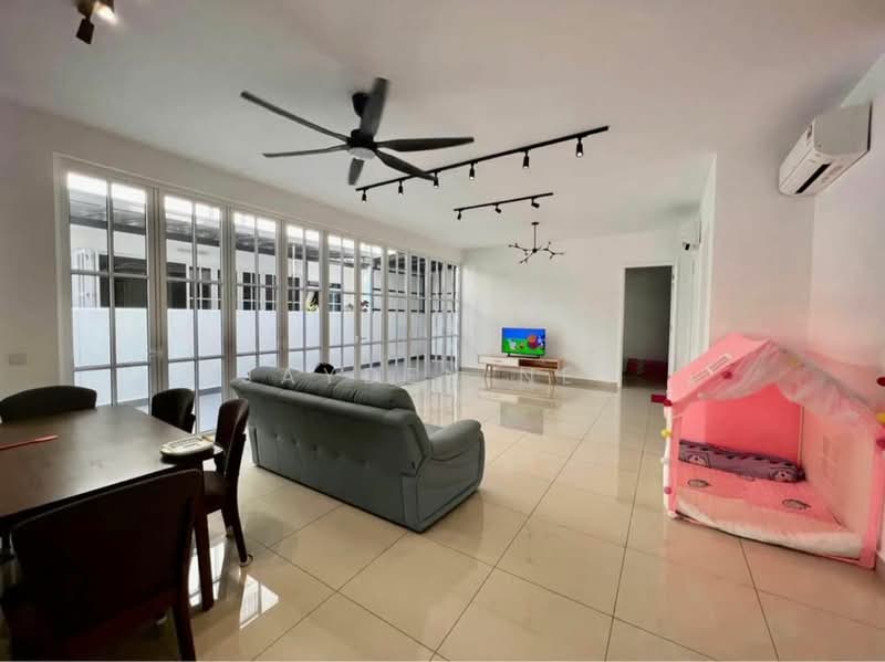 Cluster House for Sale in Taman Ekoflora (Johor Bahru) - Jayden Neo - Living Room - PropertyGuru.com.my