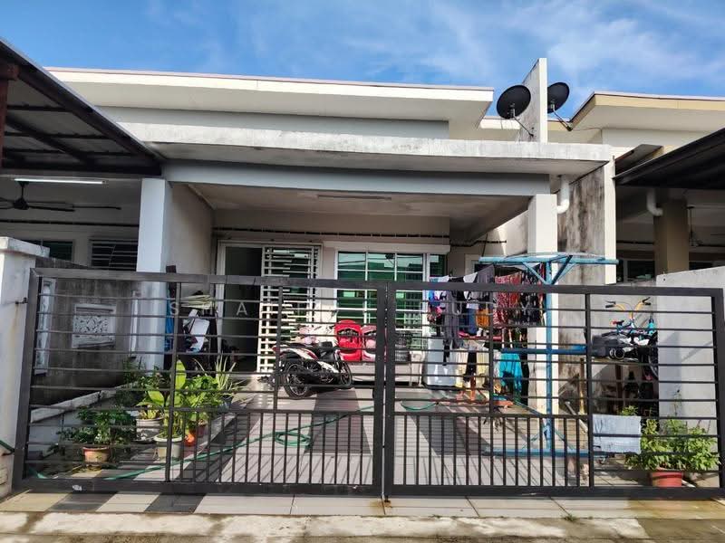Rumah Teres 1-Tingkat untuk Dijual di Kluang (Johor) - Shaiful Rudy - Exterior - PropertyGuru.com.my