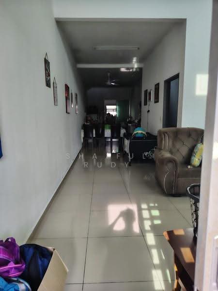 Rumah Teres 1-Tingkat untuk Dijual di Kluang (Johor) - Shaiful Rudy - Corridor - PropertyGuru.com.my