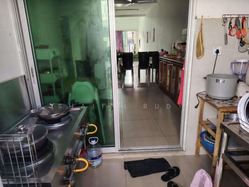 Rumah Teres 1-Tingkat untuk Dijual di Kluang (Johor) - Shaiful Rudy - Kitchen - PropertyGuru.com.my
