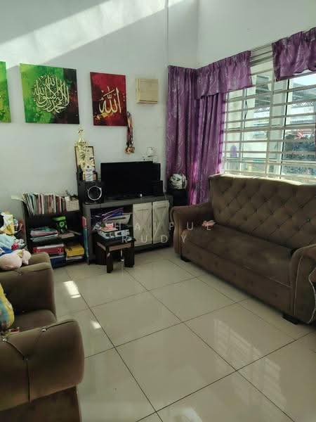 Rumah Teres 1-Tingkat untuk Dijual di Kluang (Johor) - Shaiful Rudy - Living Room - PropertyGuru.com.my