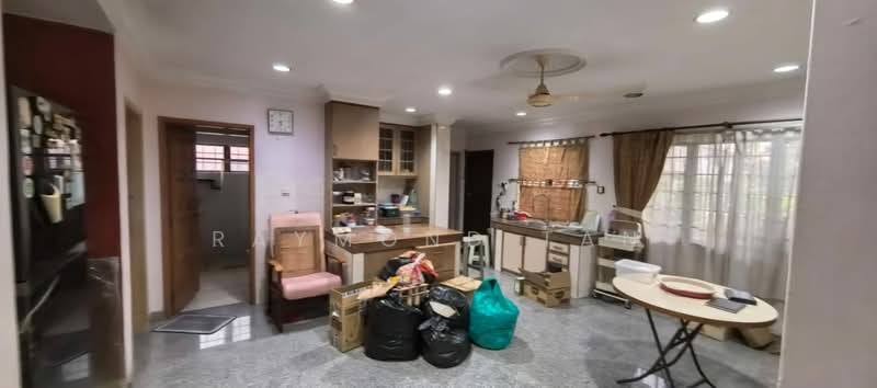 2-storey Terraced House for Sale in SS2 (Petaling Jaya) - Raymond Tan - Kitchen - PropertyGuru.com.my