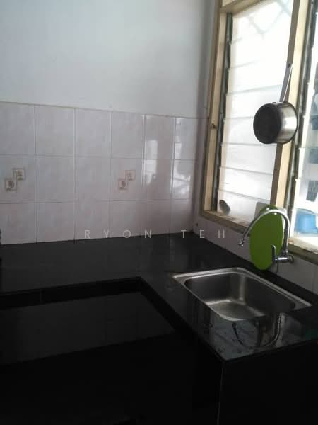 Pangsapuri untuk Dijual di Vista Seri Alam - Ryon Teh - PropertyGuru.com.my