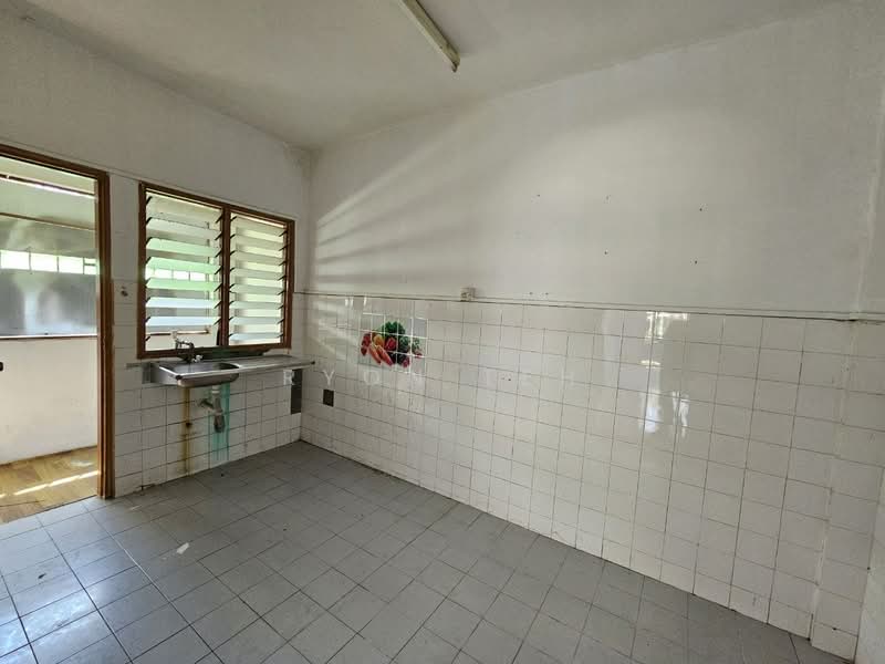 For Sale - Ria 1