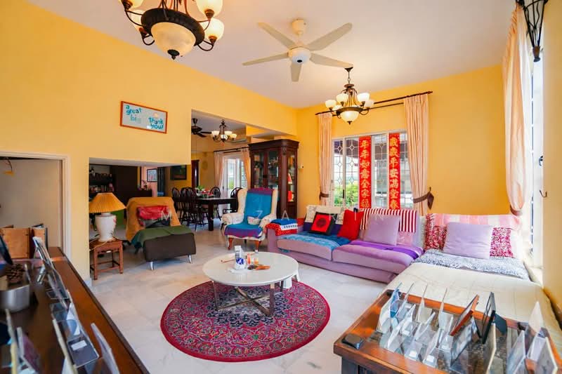 Rumah Banglo untuk Dijual di Ampang Jaya (Ampang) - M.J Zairin - Living Room - PropertyGuru.com.my