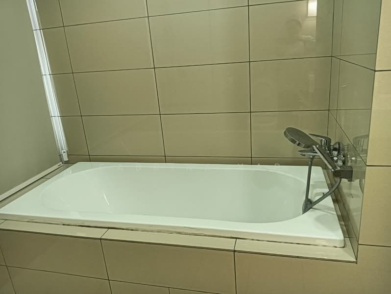 Service Residence for Rent at Avara - Sabrina Yap - Bathroom - PropertyGuru.com.my