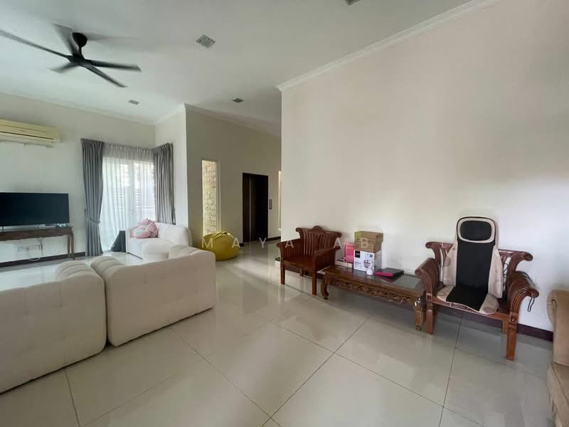 Semi-Detached House for Sale in Ampang Jaya (Ampang) - Cik Maya Abdul - Living Room - PropertyGuru.com.my