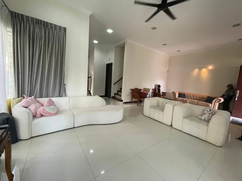 Semi-Detached House for Sale in Ampang Jaya (Ampang) - Cik Maya Abdul - Living Room - PropertyGuru.com.my