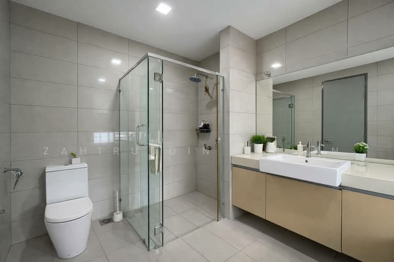 Semi-Detached House for Sale in Kajang (Selangor) - Zahiruddin Rahman - Bathroom - PropertyGuru.com.my