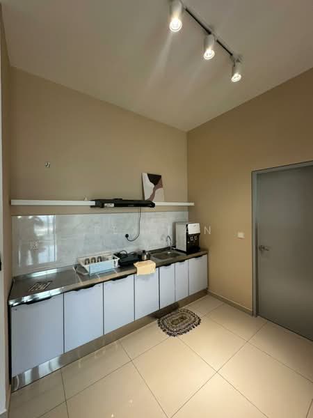 Kondominium untuk Disewa di Ixora Residence - Rex Tan - Kitchen - PropertyGuru.com.my