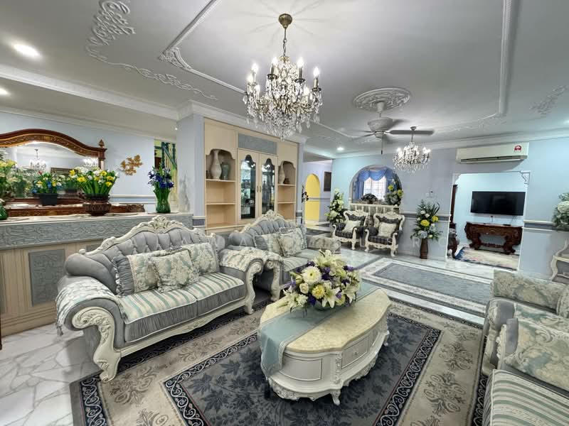 Bungalow for Sale in Seksyen 6 (Shah Alam) - Salawati Busro - Living Room - PropertyGuru.com.my