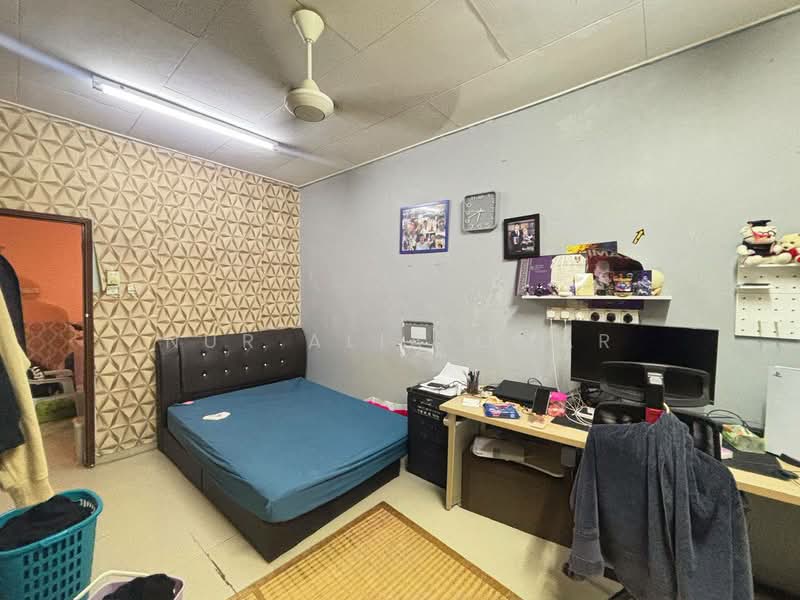 2-storey Terraced House for Sale in Shah Alam (Selangor) - Nur Alia Omar - Bedroom - PropertyGuru.com.my