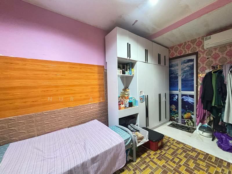 2-storey Terraced House for Sale in Shah Alam (Selangor) - Nur Alia Omar - Bedroom - PropertyGuru.com.my