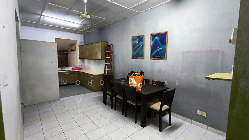 Rumah Berkembar untuk Dijual di Dengkil (Selangor) - Mohd Faizal - Kitchen - PropertyGuru.com.my