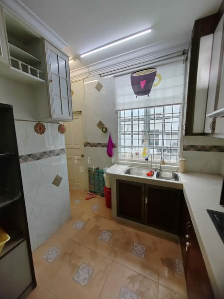 2-storey Terraced House for Rent in Permas Jaya (Johor Bahru) - Lee Kian Siang - Kitchen - PropertyGuru.com.my