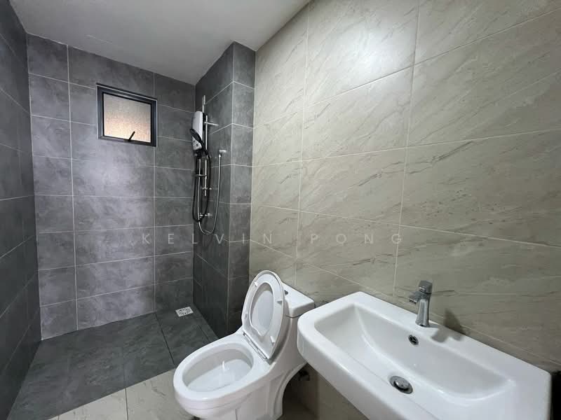 Kondominium untuk Disewa di The Hipster - Kelvin Pong - Bathroom - PropertyGuru.com.my