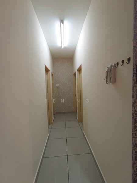 Servis Apartment untuk Disewa di OUG Parklane - Ben Ng - Corridor - PropertyGuru.com.my