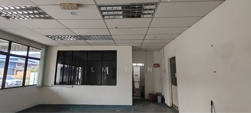 Kilang untuk Disewa di Taman Industri Makmur (Sungai Seluang) - LM Tan - Interior - PropertyGuru.com.my