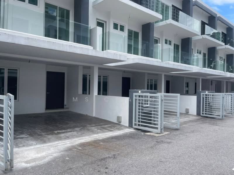 Rumah Teres 3 Tingkat untuk Dijual di Sungai Ara (Penang) - Ms Chang - PropertyGuru.com.my