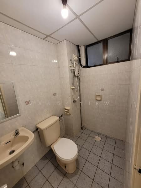 Kondominium untuk Dijual di Villa Angsana - Mandy Liew - Bathroom - PropertyGuru.com.my