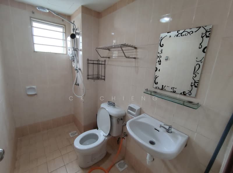 Condominium for Rent at Suriamas - CK Chieng - Bathroom - PropertyGuru.com.my